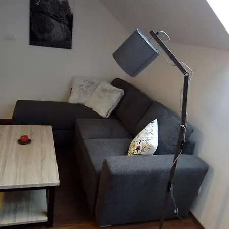 Maco בית הארחה בוכלוביצה